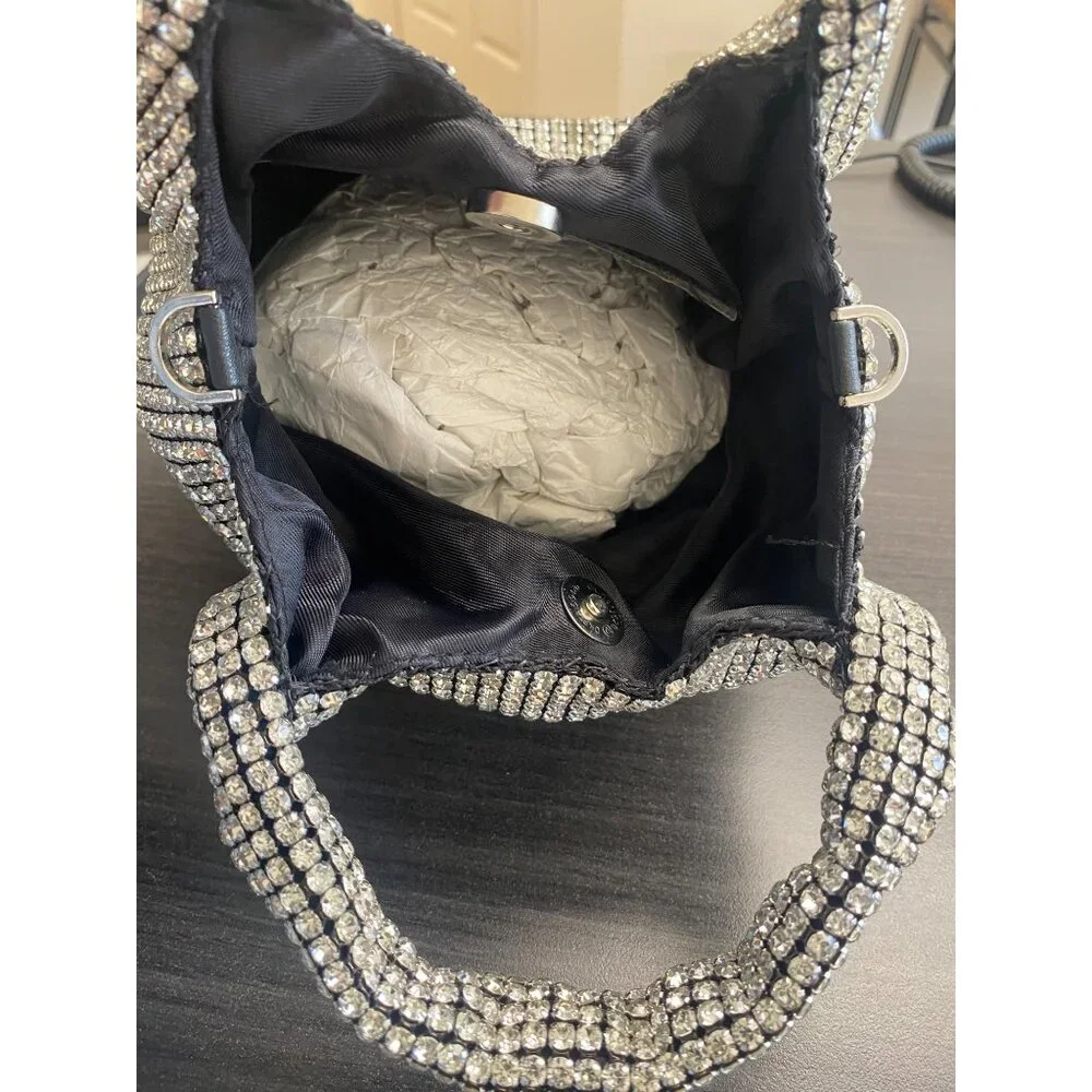 Aqua Womens Magnetic Snap Casual Crossbody Crystal Silver Black Size OS Defected - Picture 6 of 6